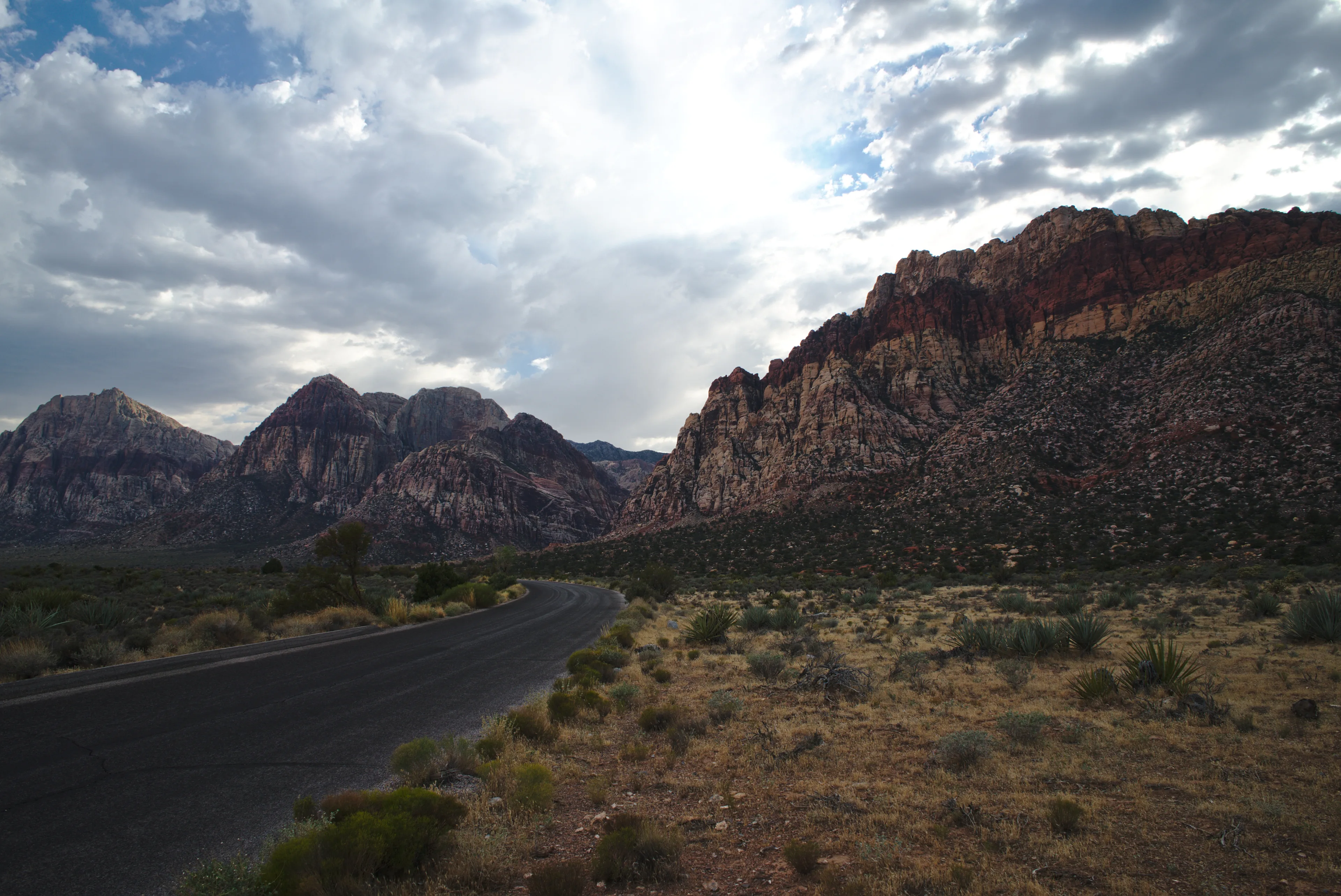 Red Rock Canyon road
