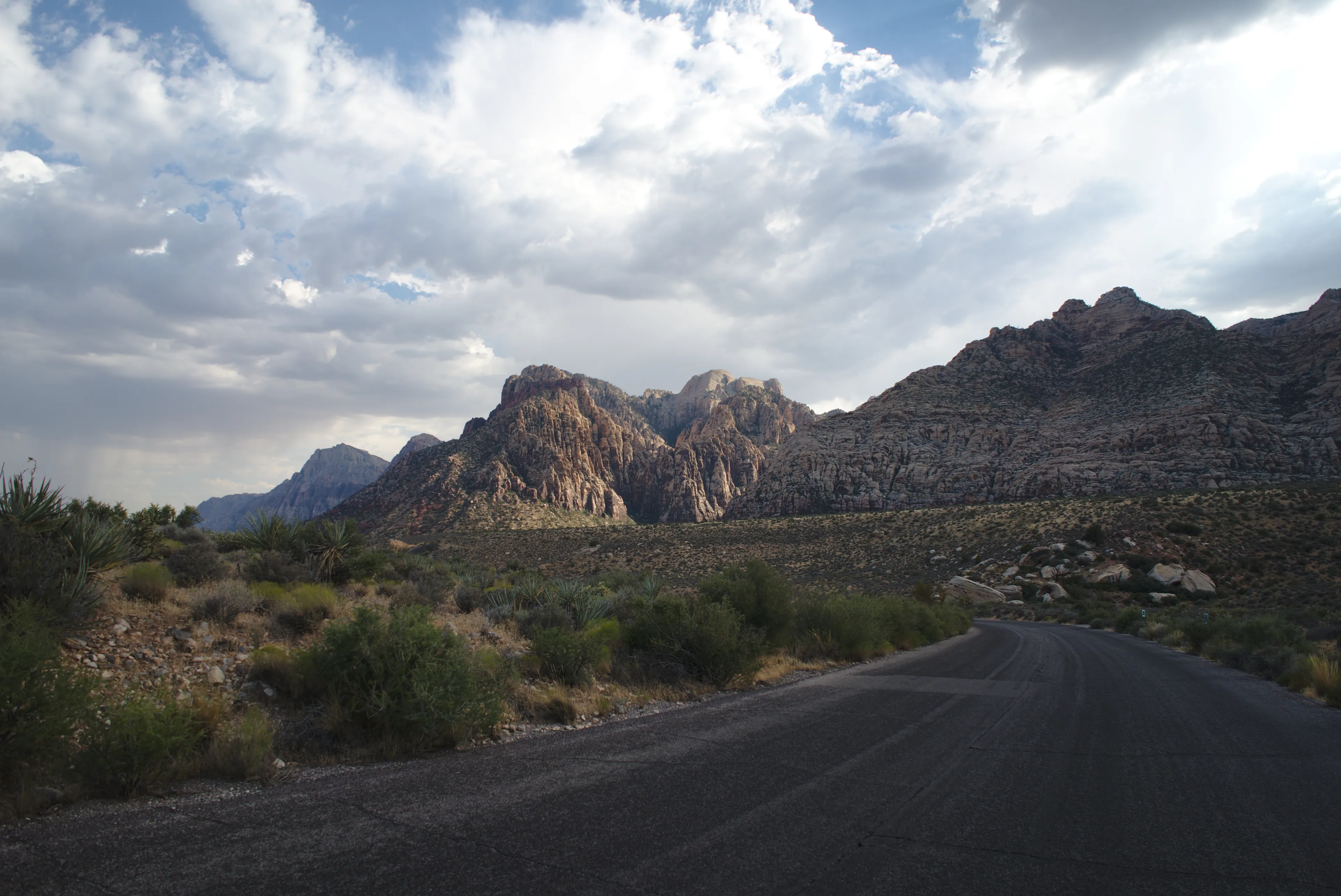 Red Rock Canyon road