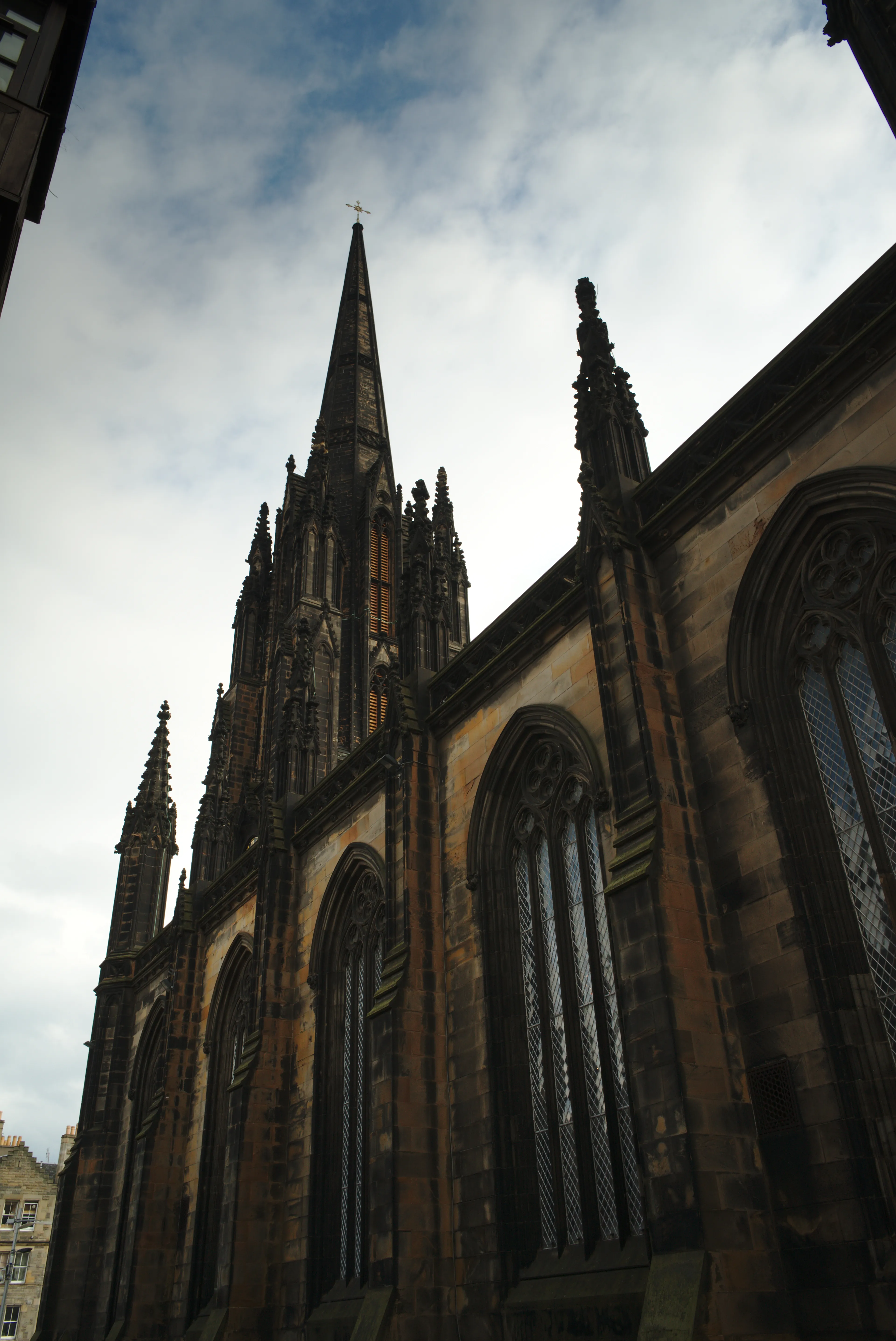 Royal Mile alley